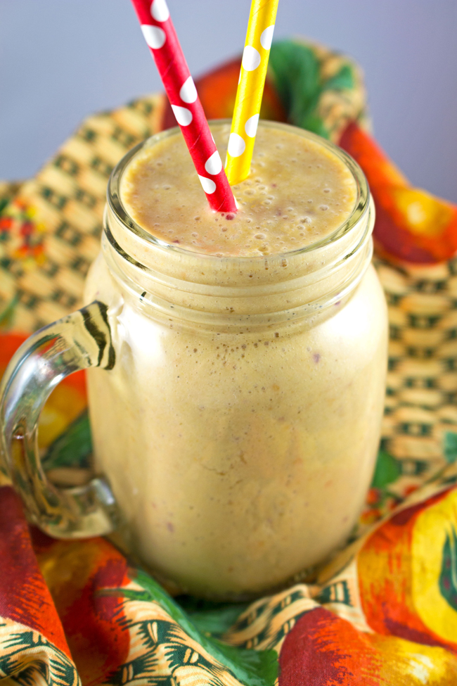 Stone Fruit Smoothie - One of my favorite smoothies, healthy & delicious. Loaded with banana, peach, nectarine, greek yogurt, honey & coconut milk!