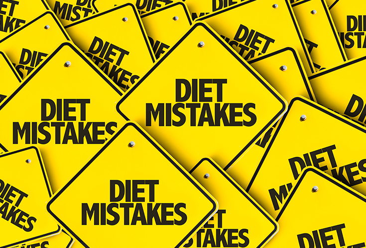 Are you struggling with your weight loss? We've put together a list of common mistakes women MUST AVOID that sabotage losing weight. Weight loss tips you can start using right now!